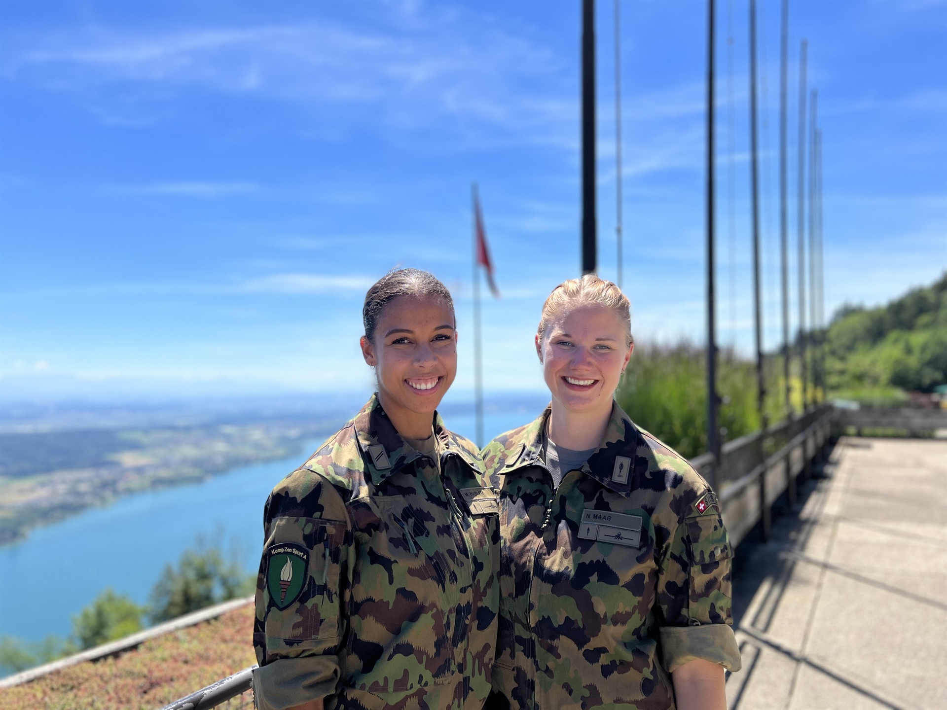 Melanie Hasler und Natalie Maag im Winter-Zeitmilitär-Spitzensport
