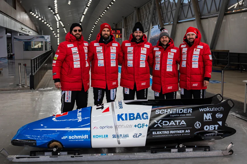 Gemeinsam für Spitzenleistungen auf Eis: Schmidt unterstützt als Partner von Swiss Sliding die Schweizer Athlet:innen und Teams im Bob-, Skeleton- und Rodelsport