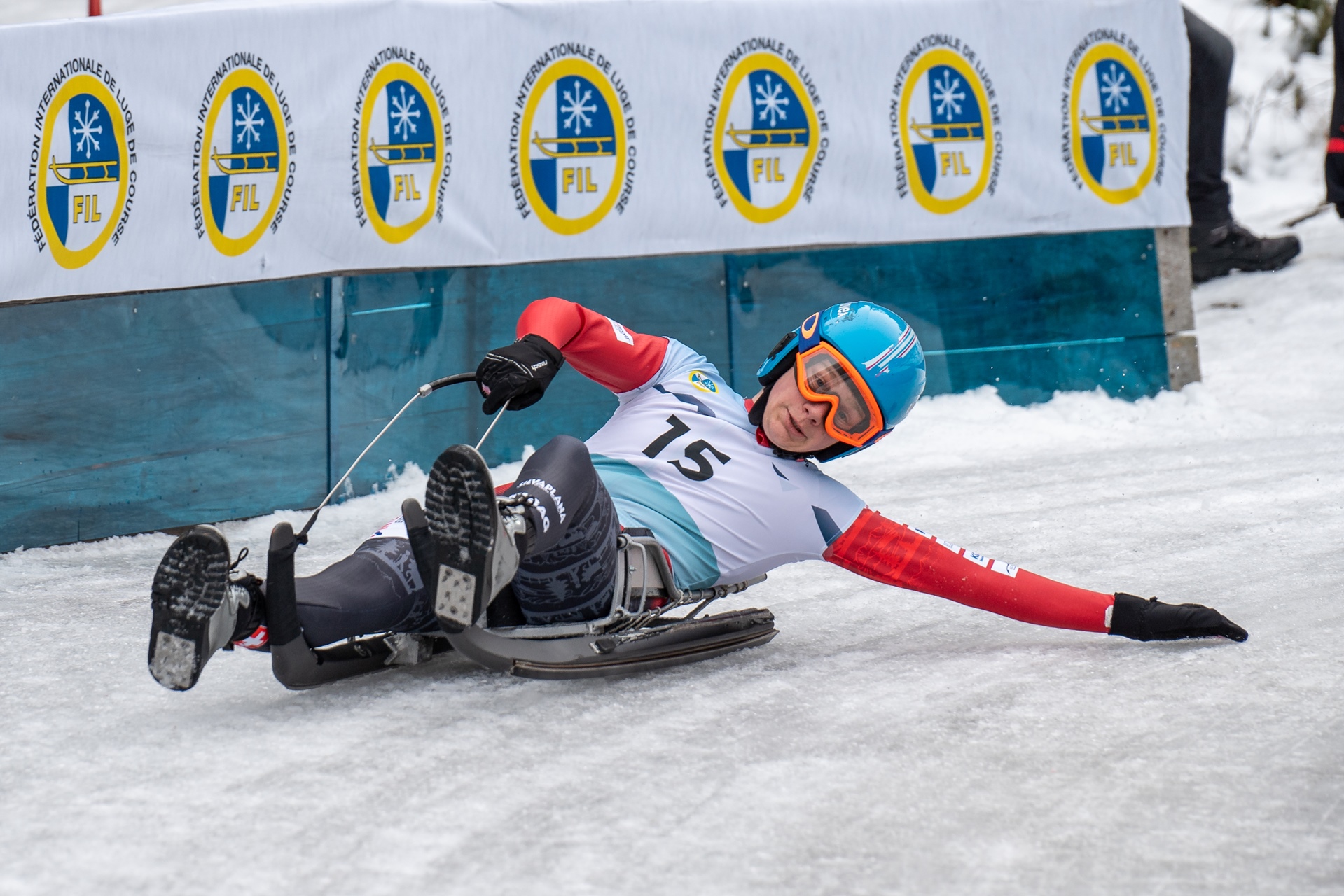 Probleme beim zweiten Weltcuprennen der Naturbahnrodler