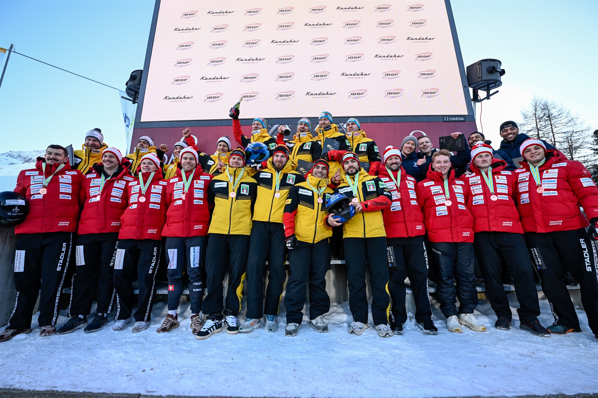 Hervorragende Leistungen der Schweizer Bob-Athletinnen und -Athleten beim Heimweltcup in St. Moritz
