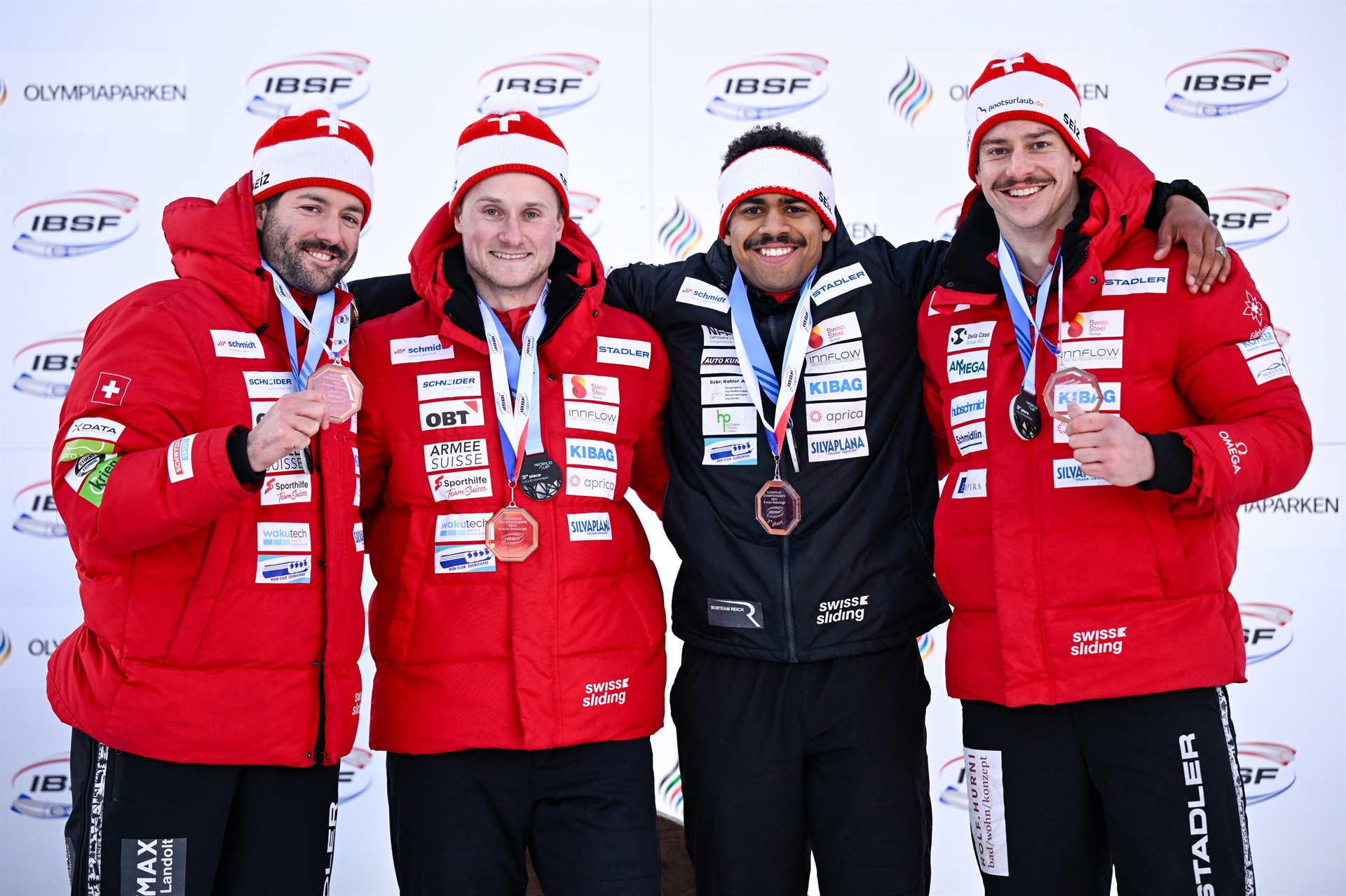 Schweizer Bob-Athletinnen und -Athleten glänzen mit Medaillen am Weltcup und an der EM in Lillehammer