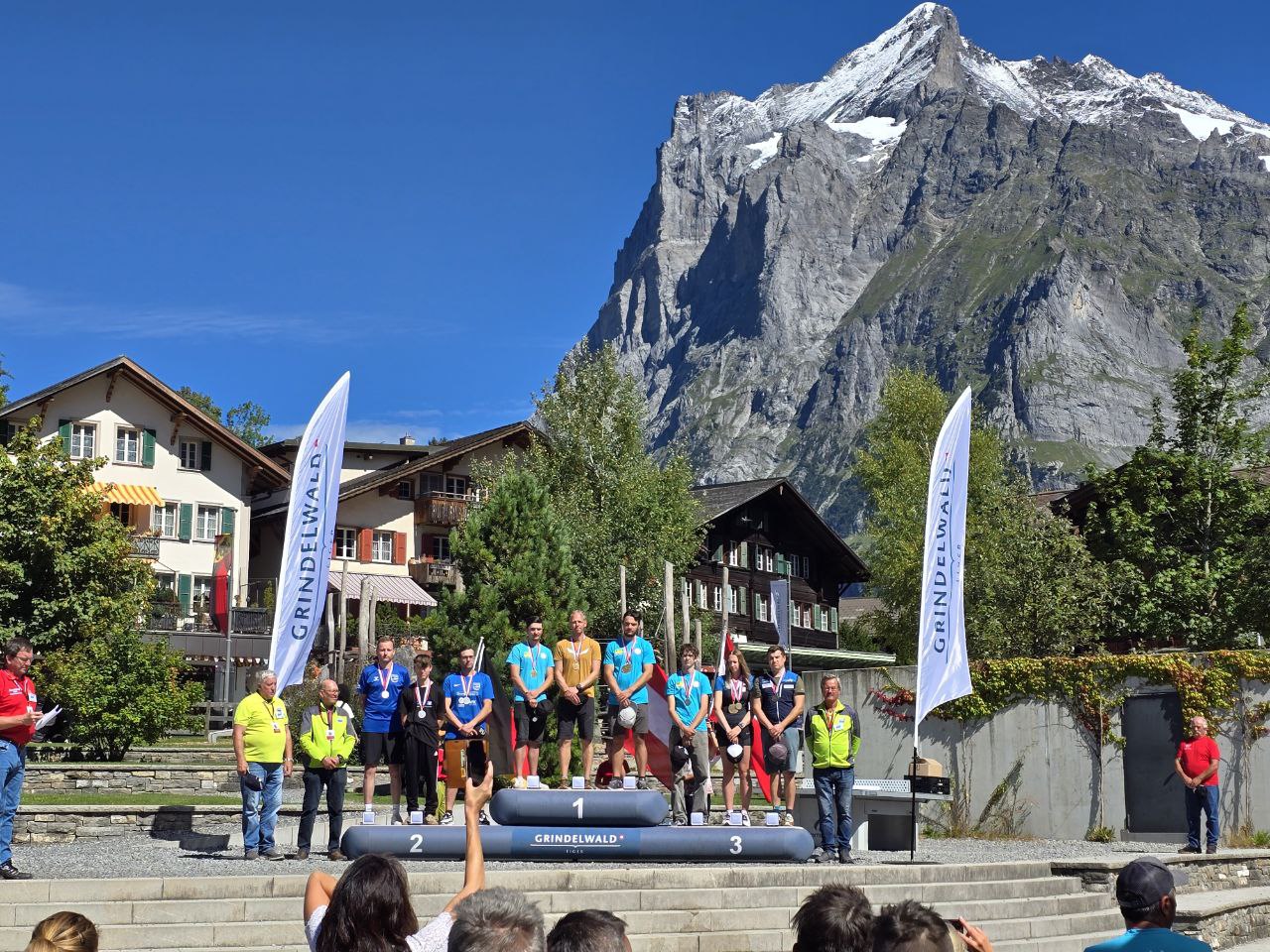 Rennbericht Rollenrodel-WM Grindelwald 2025