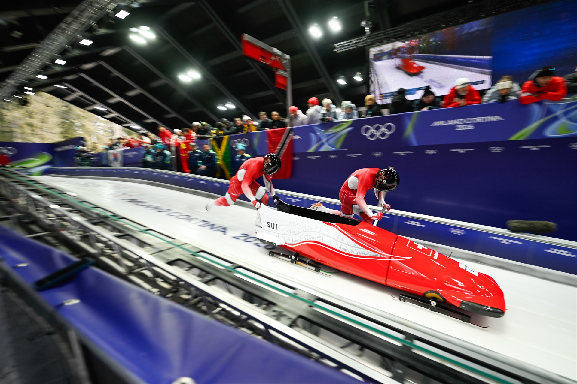 Vogt im Zweierbob mit olympischem Diplom